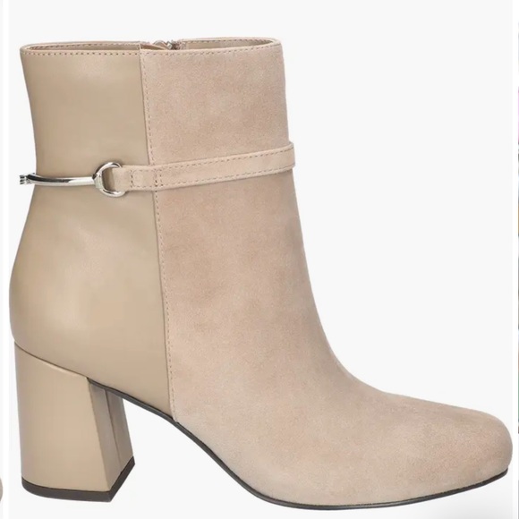 Bella Vita Quincy Boot Almond Kidsuede Leather Women 7 W